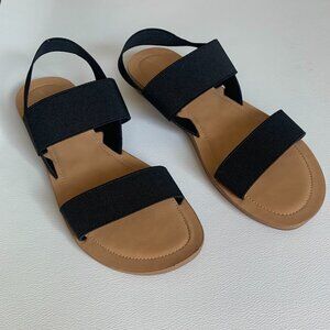 Universal Thread Sandals with Black Elastic Straps, Size 11